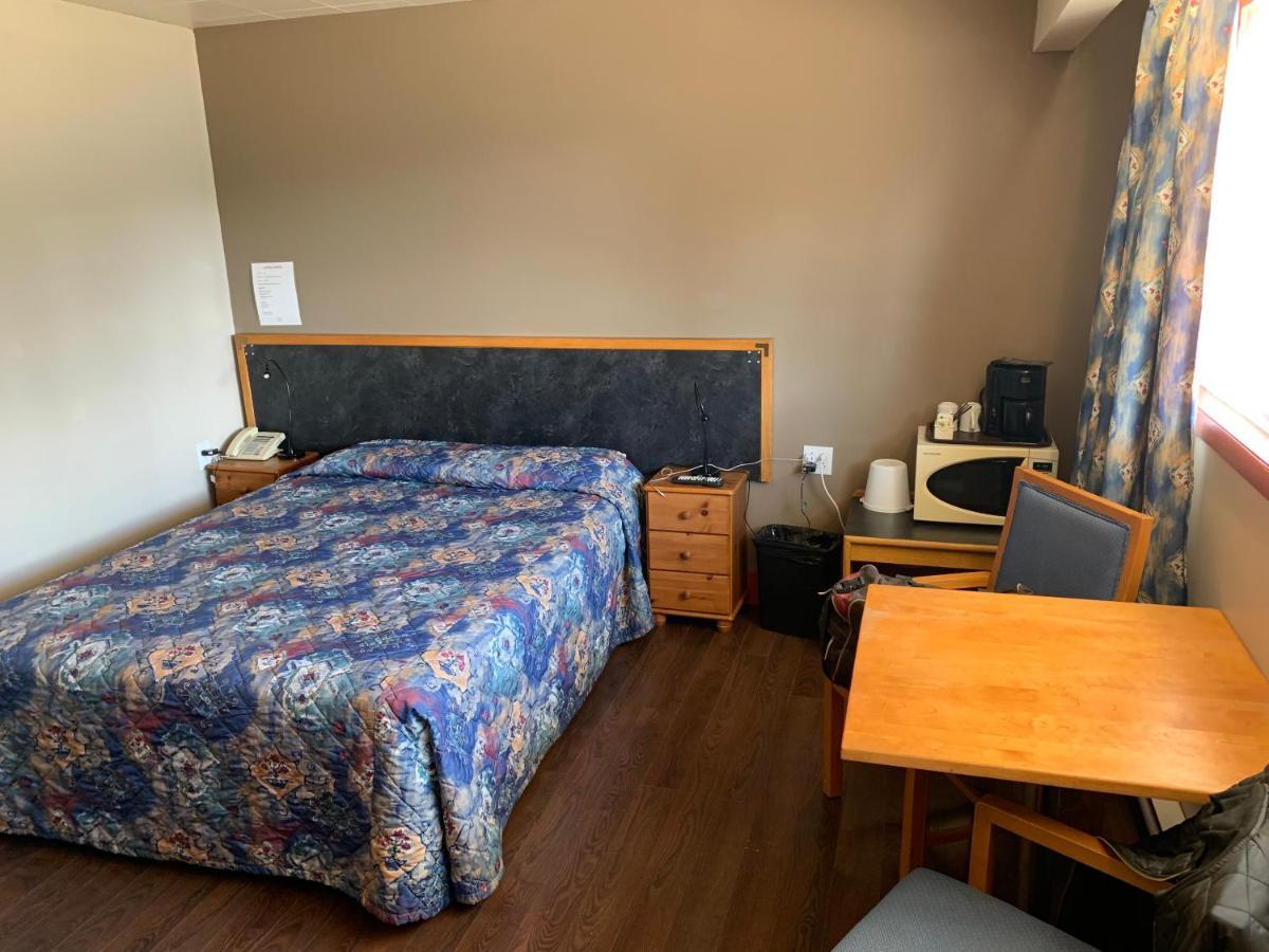 Gateway Motel Minnedosa Екстериор снимка