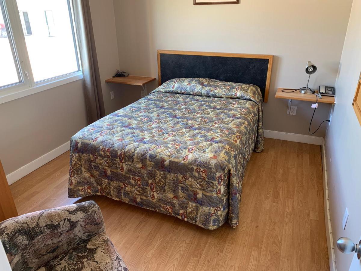 Gateway Motel Minnedosa Екстериор снимка